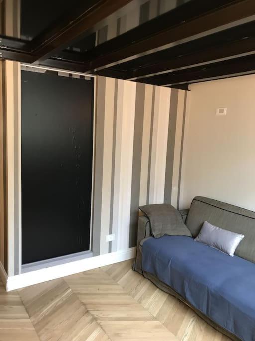 Dezza Loft Lägenhet Milano Exteriör bild