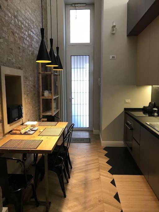 Dezza Loft Lägenhet Milano Exteriör bild