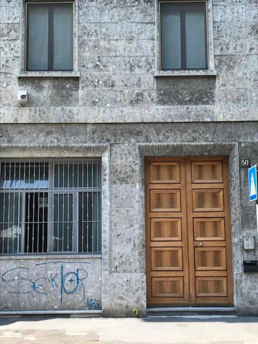 Dezza Loft Lägenhet Milano Exteriör bild